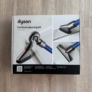 Dyson Furniture Cleaning Tool Kit Original Retail $69.99, NWT Free Shipping